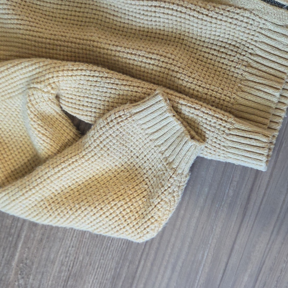 Zara Knit Hoodie Sweater - Picture 2 of 3